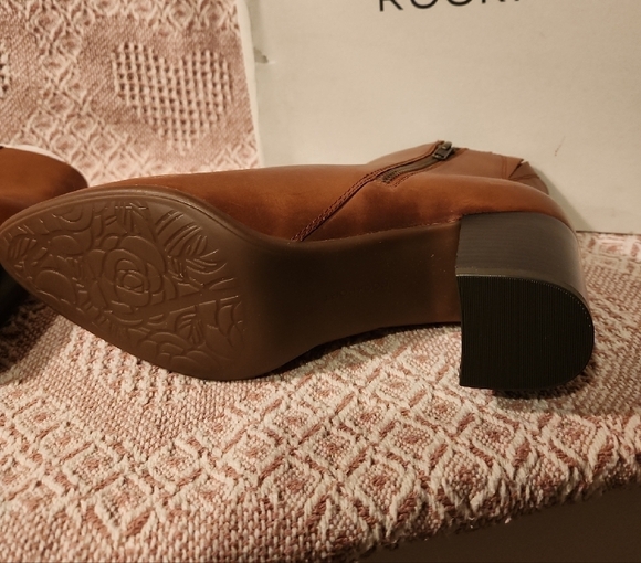 Rockport Camdyn Bootie Tan Women's Size 10 New In Box - Picture 7 of 15